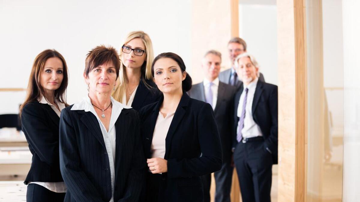 Mujeres deben llegar a dirigir, pero no por cuota